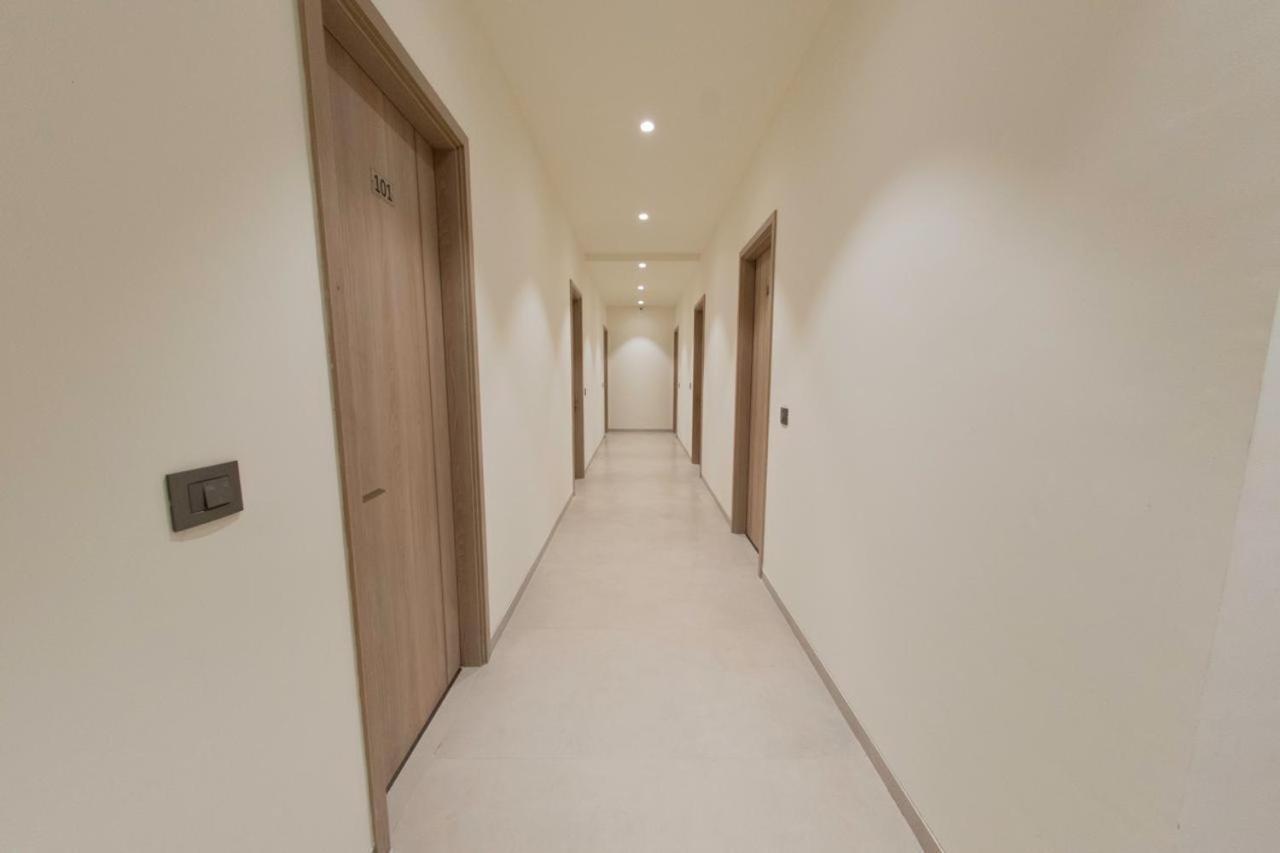 Bed & Breakfast The Bungalow By Sandoz, Lajpat Nagar *