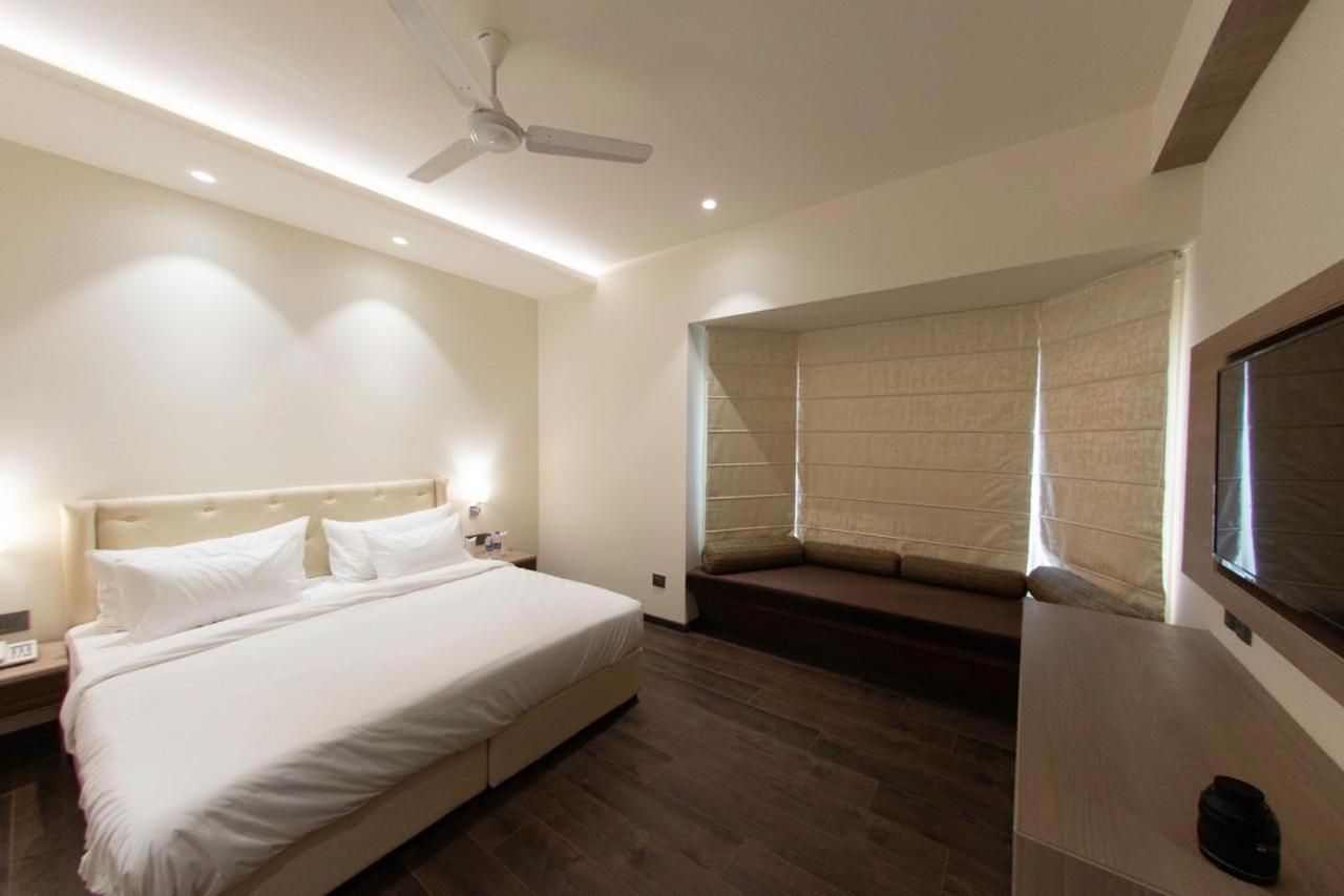Couette-café The Bungalow By Sandoz, Lajpat Nagar New Delhi
